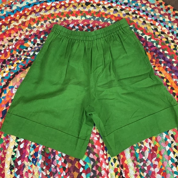 United Colors Of Benetton Spring Green Pure Linen High Rise Shorts - M - Picture 2 of 5